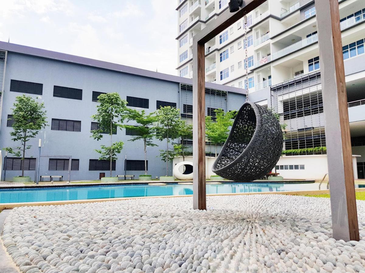 No.8 The Cube @ Puchong Skypod Residence エクステリア 写真
